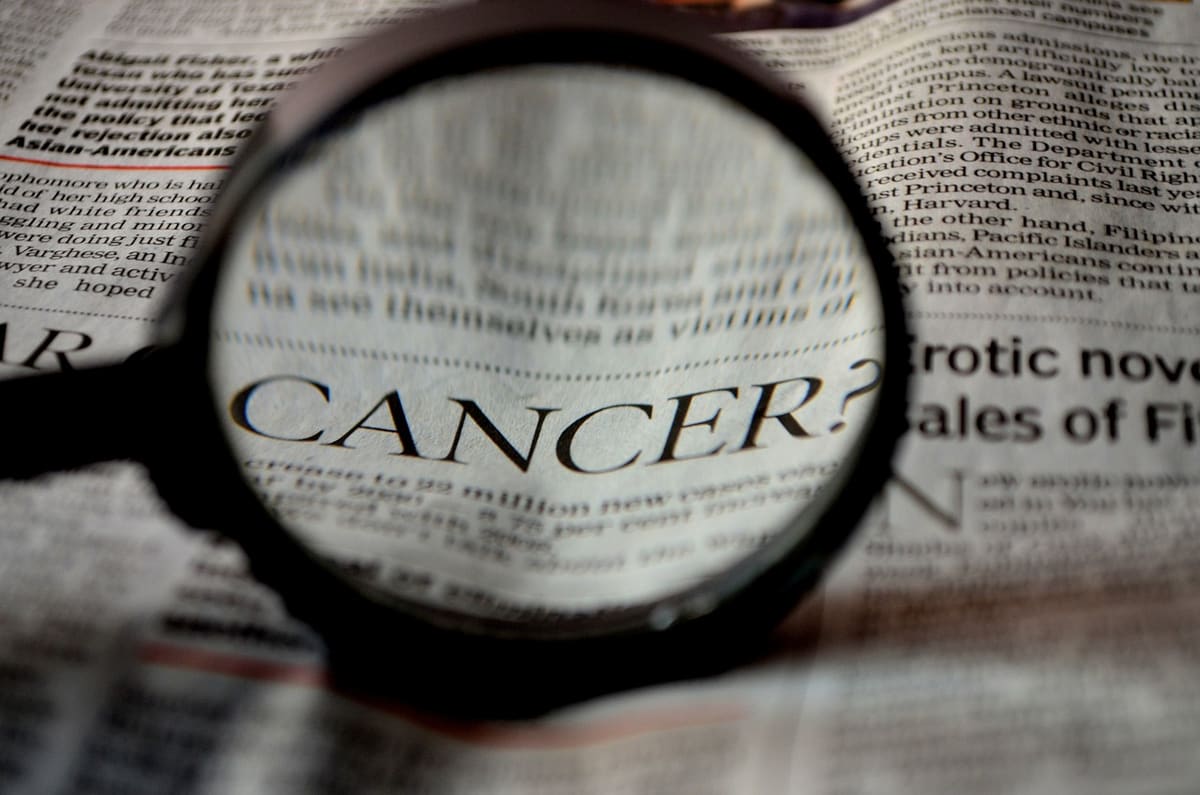 Cáncer en personas mayores: tratamiento y cuidados
