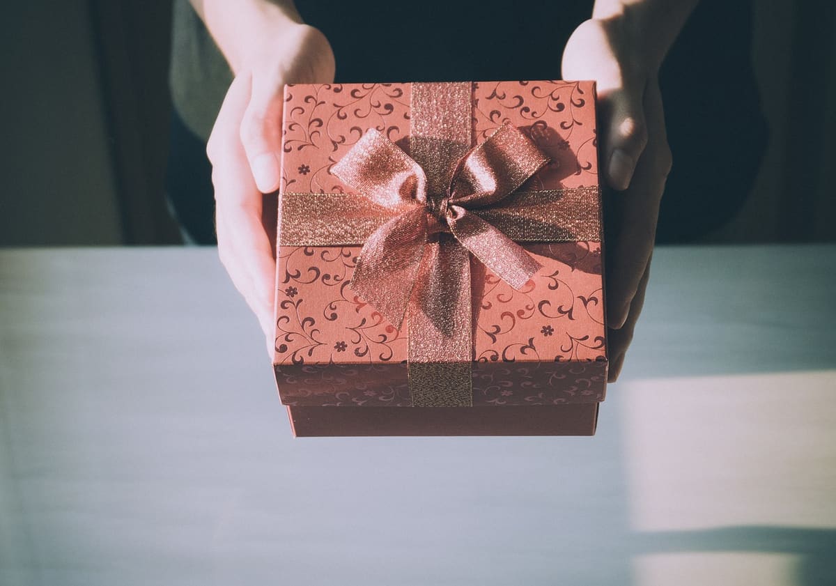 5 ideas de regalos para personas mayores